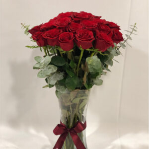 ARREGLO CON 24 ROSAS