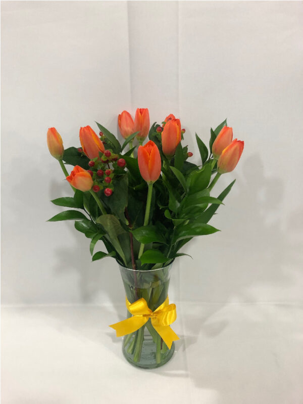 ARREGLO DE CRISTAL CON 10 TULIPANES 