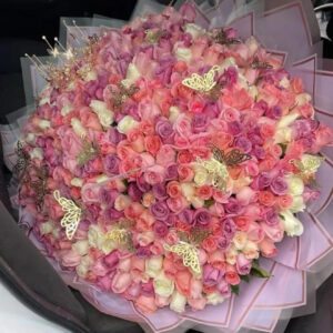 RAMO BUCHON DE 500 ROSAS EN TONOS PASTEL